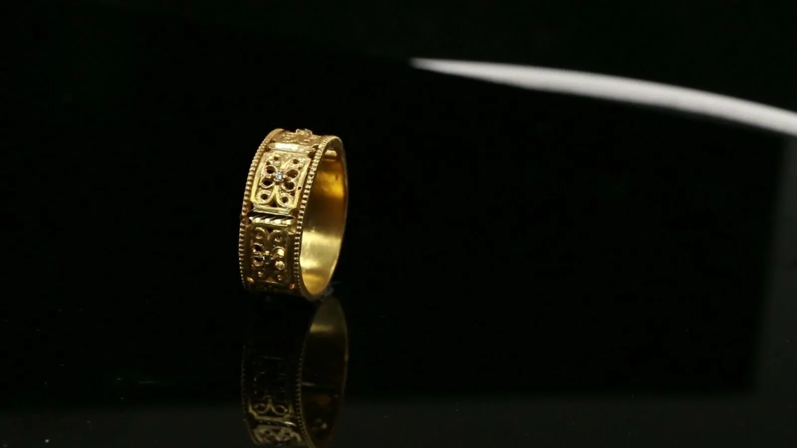 22k Ring Solid Gold ELEGANT Charm Ladies Band SIZE 7.75 RESIZABLE r2545mon