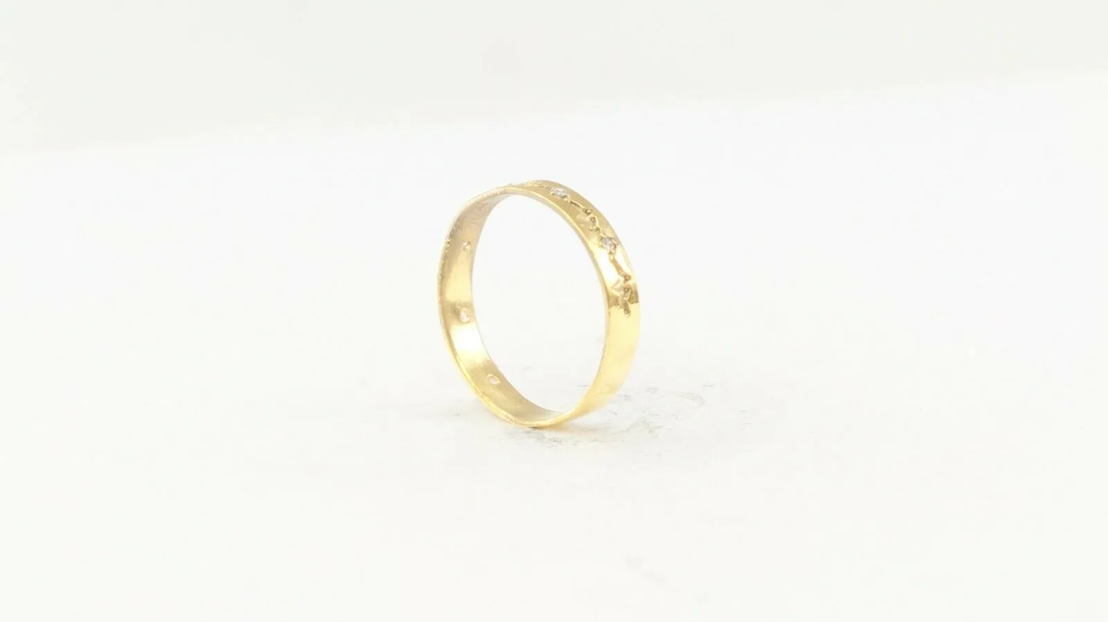 22k Ring Solid Gold ELEGANT Charm Ladies Band SIZE 8 RESIZABLE r2533mon