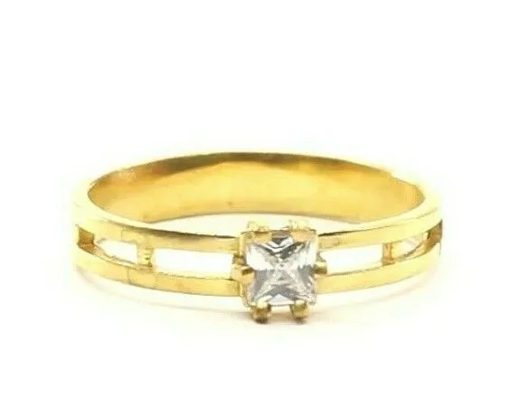 22k Solid Gold Ring Elegant Charm Ladies Solitaire Band Size 7 Resizable