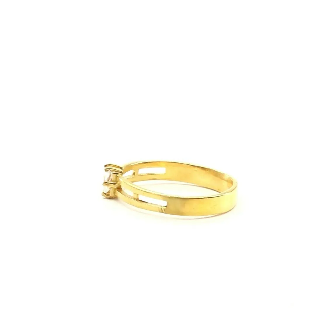 22k Solid Gold Ring Elegant Charm Ladies Solitaire Band Size 7 Resizable