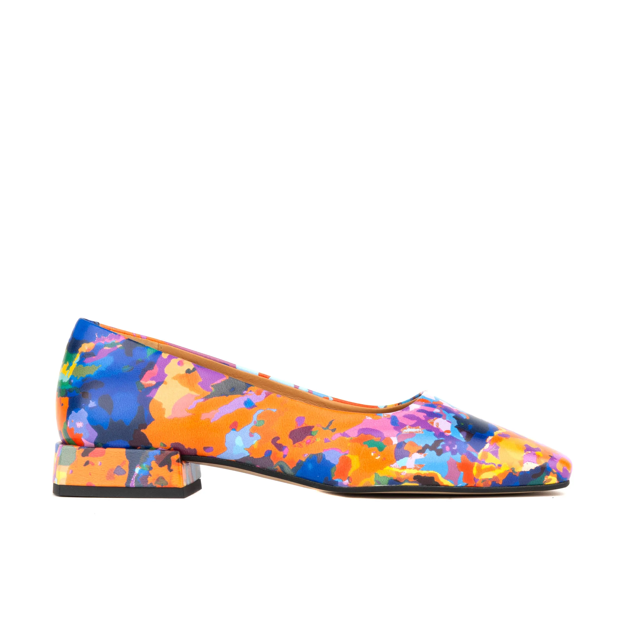 BALLERINA SUMMER COLOURS - Women's low heel round toe leather pump in bright print