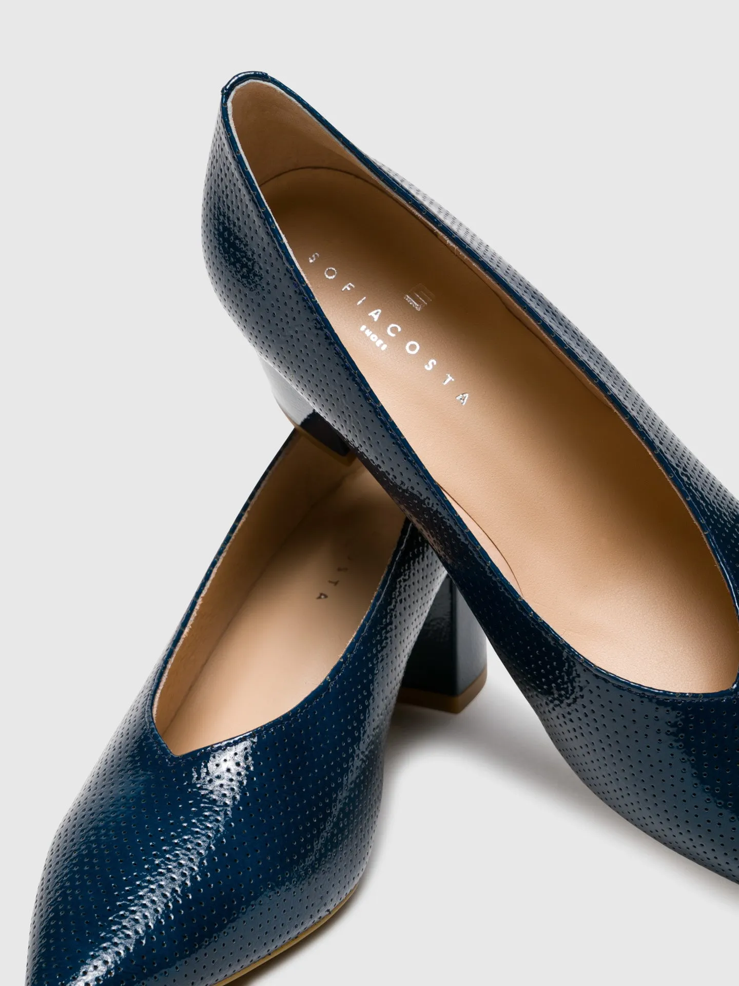 Blue Pointed Toe Shoes