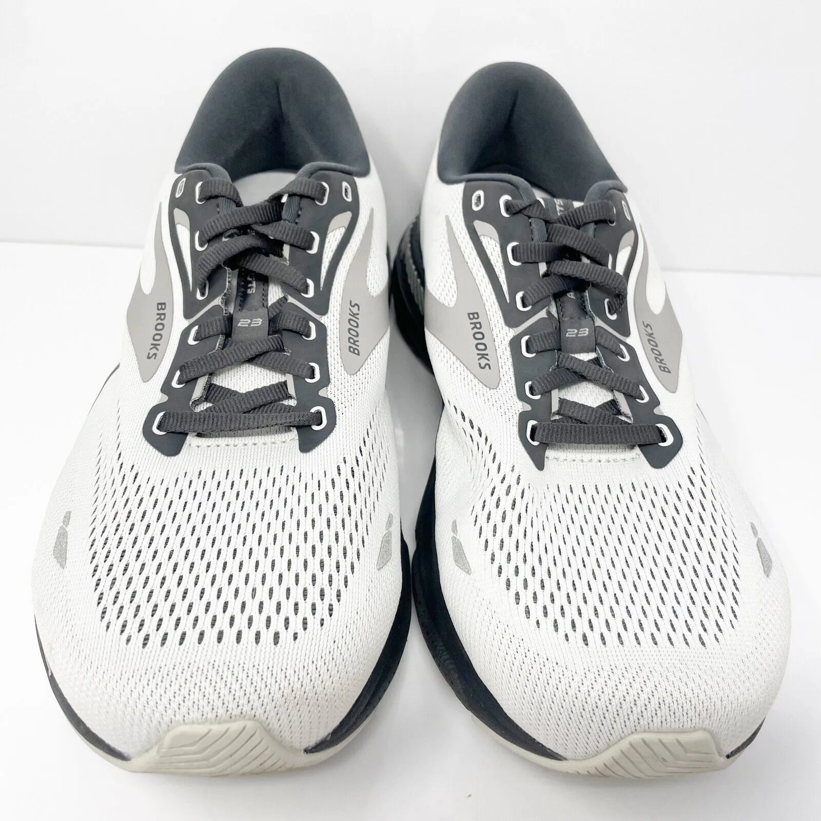 Brooks Mens Adrenaline GTS 23 1103914E065 Gray Running Shoes Sneakers Size 11 4E