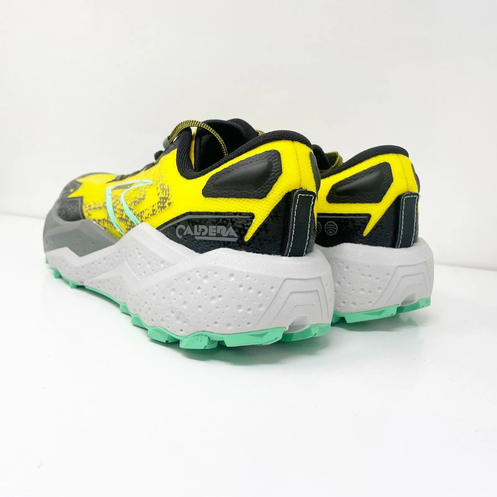 Brooks Mens Caldera 7 1104151D741 Yellow Running Shoes Sneakers Size 8.5 D