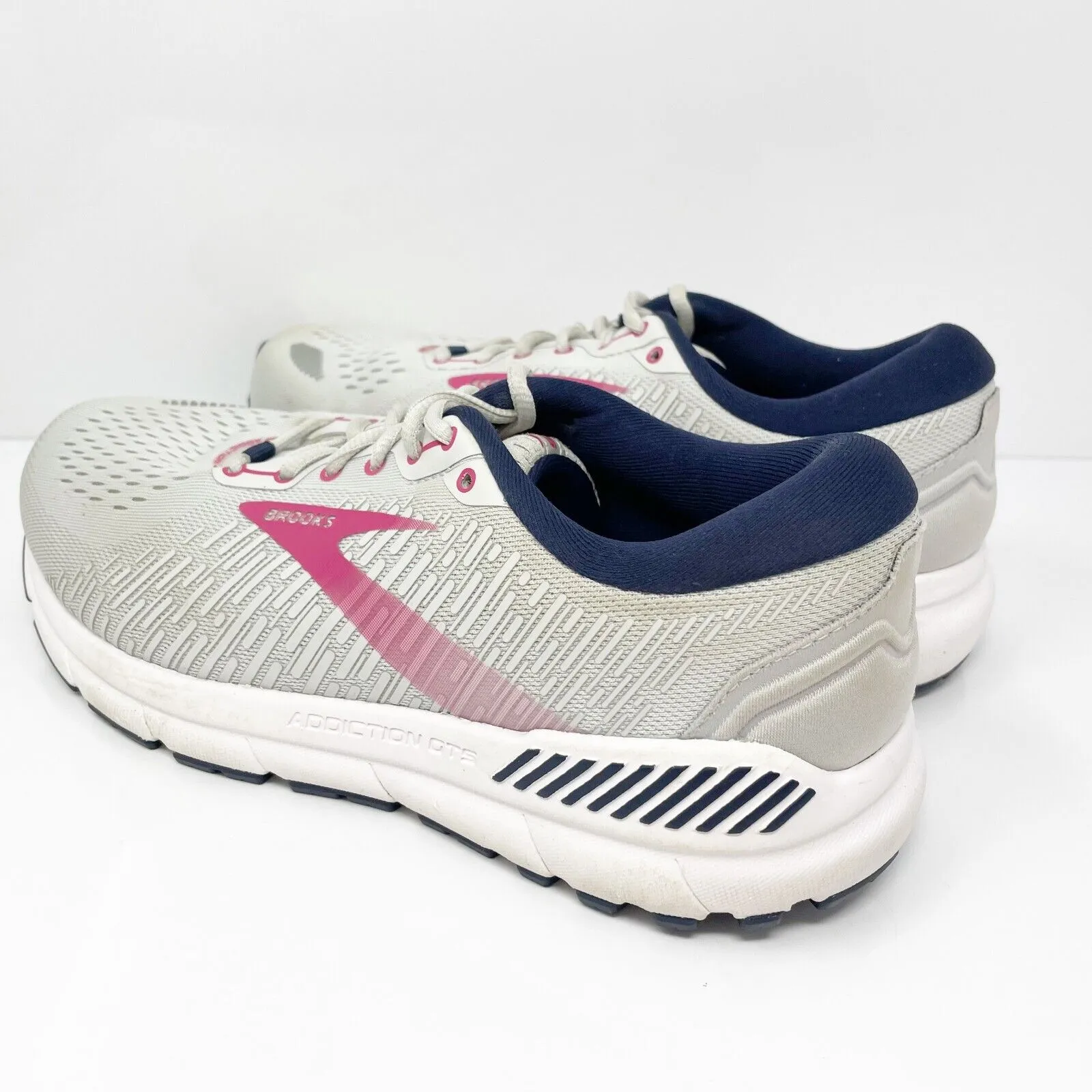 Brooks Womens Addiction GTS 15 1203522E054 Gray Running Shoes Sneakers Size 9 2E