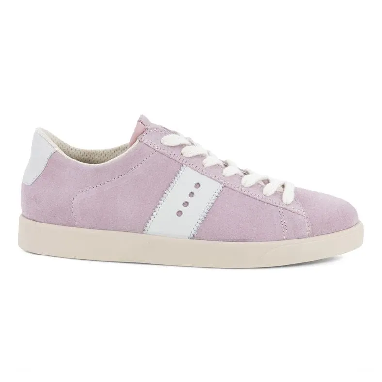 Ecco Womens  Street Lite Sneakers