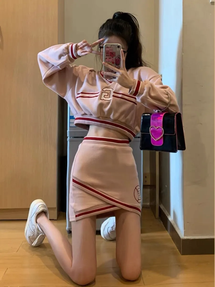 [Fan Welfare] Hot Girl Suit Women's Spring Pink Sports Age-Reducing Small American Sweatshirt and Skirt Two-piece Set