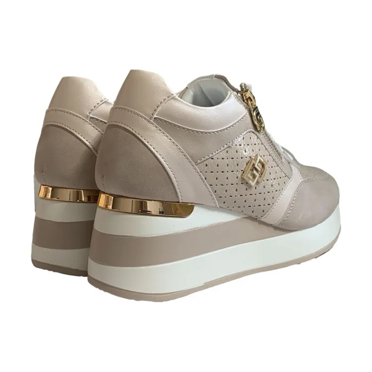 Gold Beige Women's Sneakers - Gold GB825