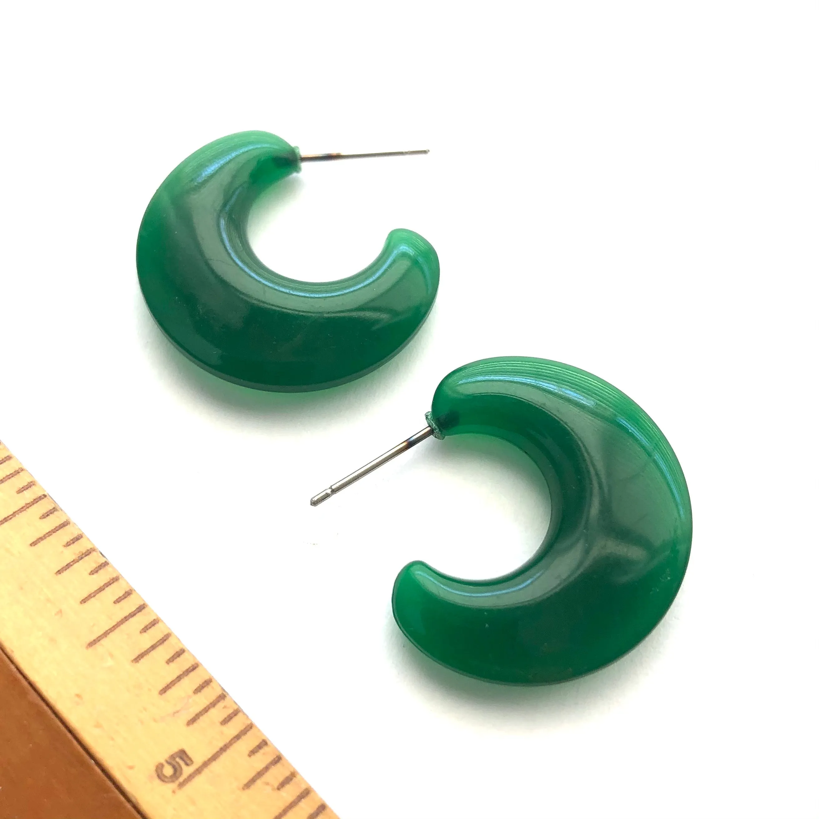 Green Art Deco Flat Hoop Earrings - Emerald Color