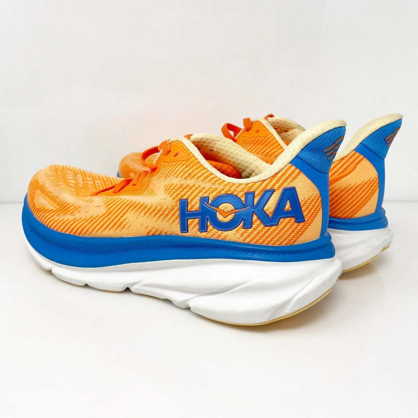 Hoka One One Mens Clifton 9 1127895 VOIM Orange Running Shoes Sneakers Size 9 D