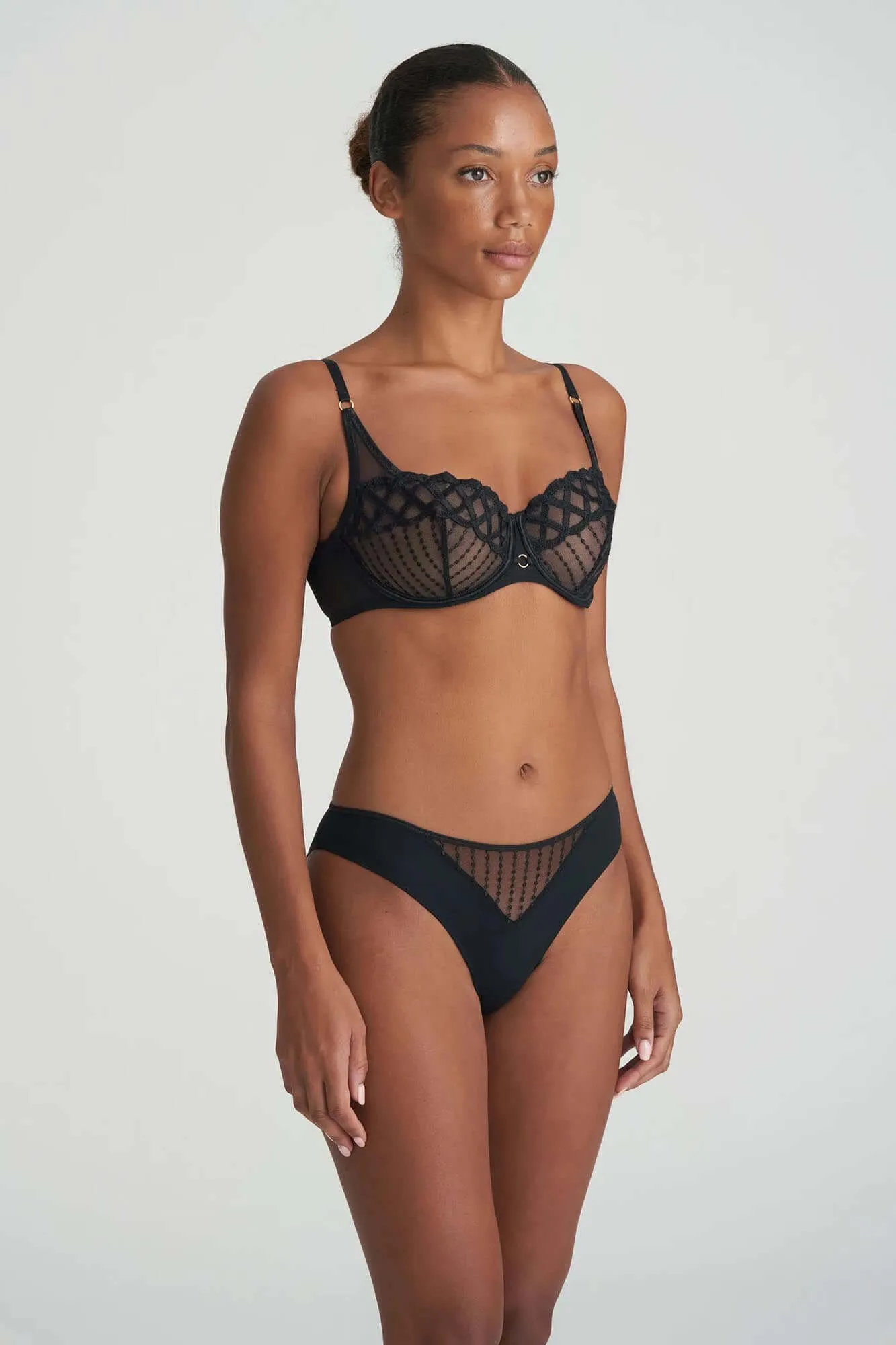 Jhana Balcony Bra in Black