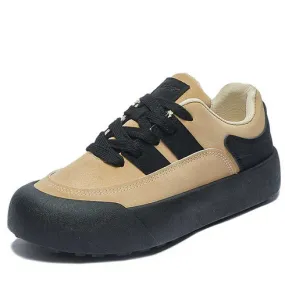 Khaki vintage casual sneaker-footer.