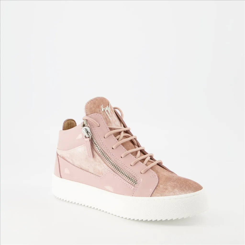 Kriss Rose Sneakers