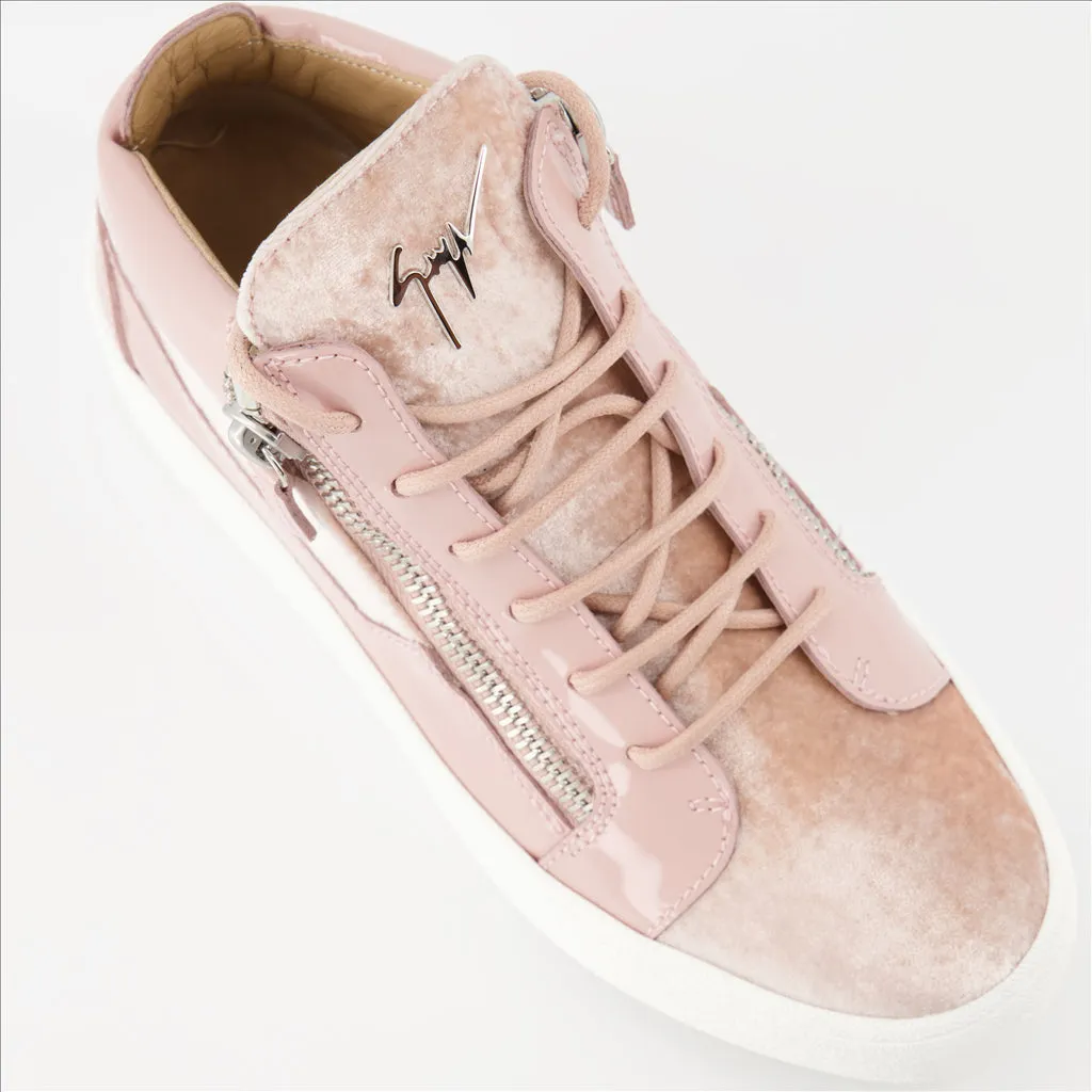 Kriss Rose Sneakers