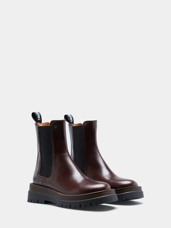 Classic Leather Chelsea Ankle Boots