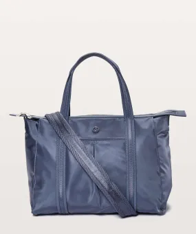 Lululemon Everywhere Bag *23L