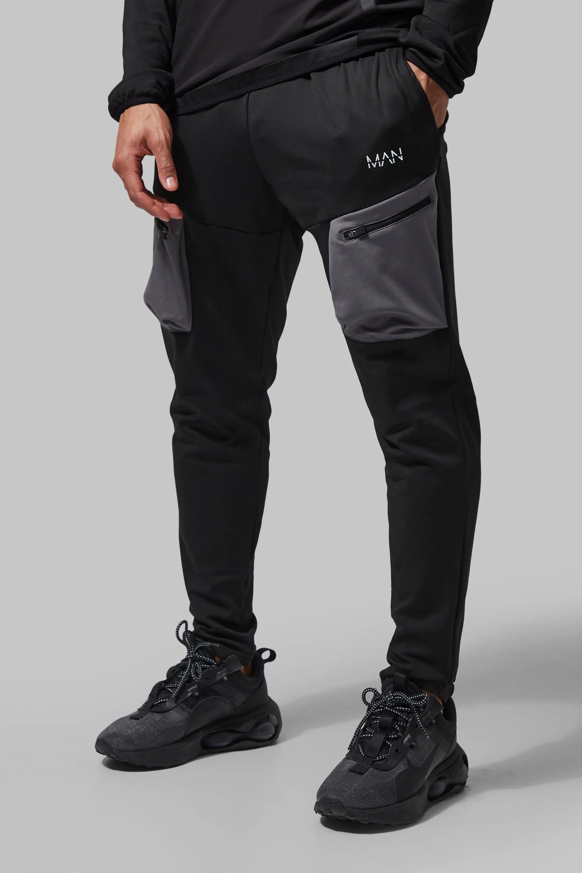 Man Active Technical Stretch Cargo Joggers | boohooMAN UK