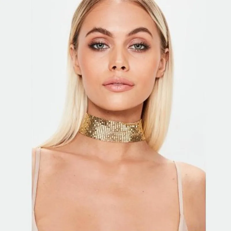 Adjustable Wide Choker Necklace with Netted Metal Chain