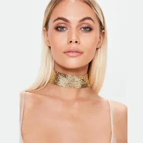 Adjustable Wide Choker Necklace with Netted Metal Chain