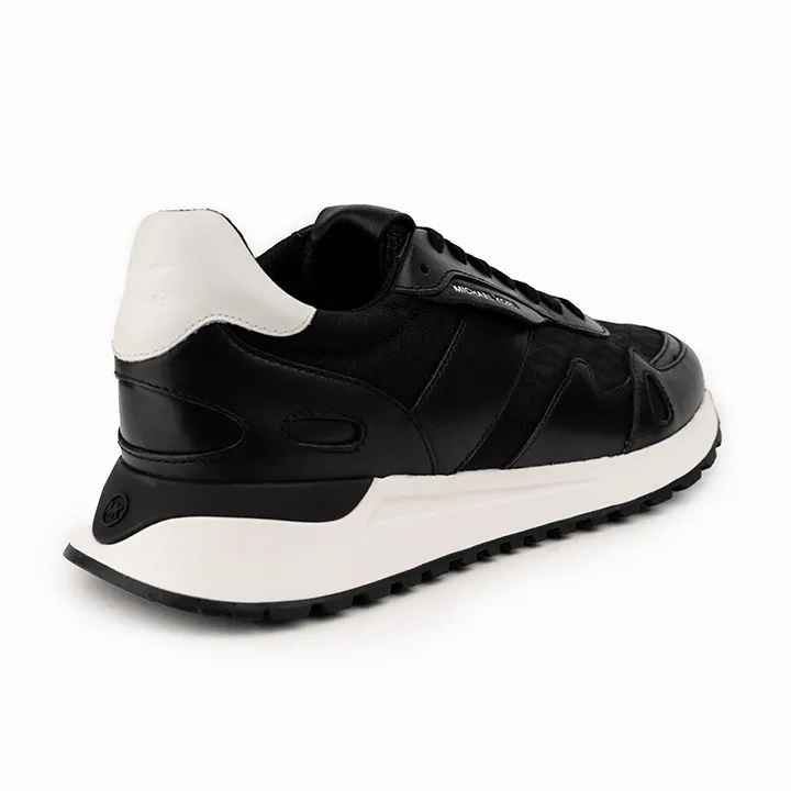 Miles Trainer - Black - MNS