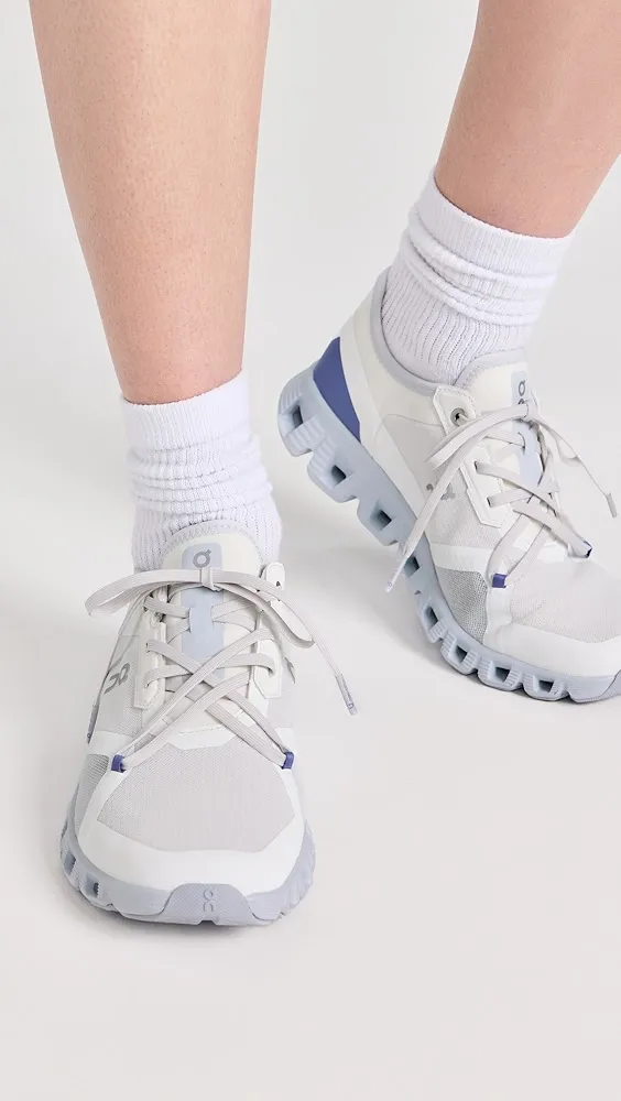 On   Cloud X 3 AD Sneakers 