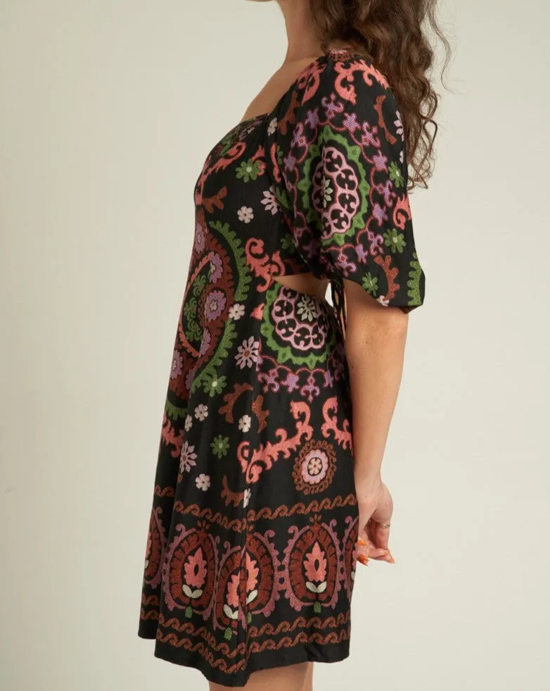 ORNATE FLORAL PUFF SLEEVE DRESS