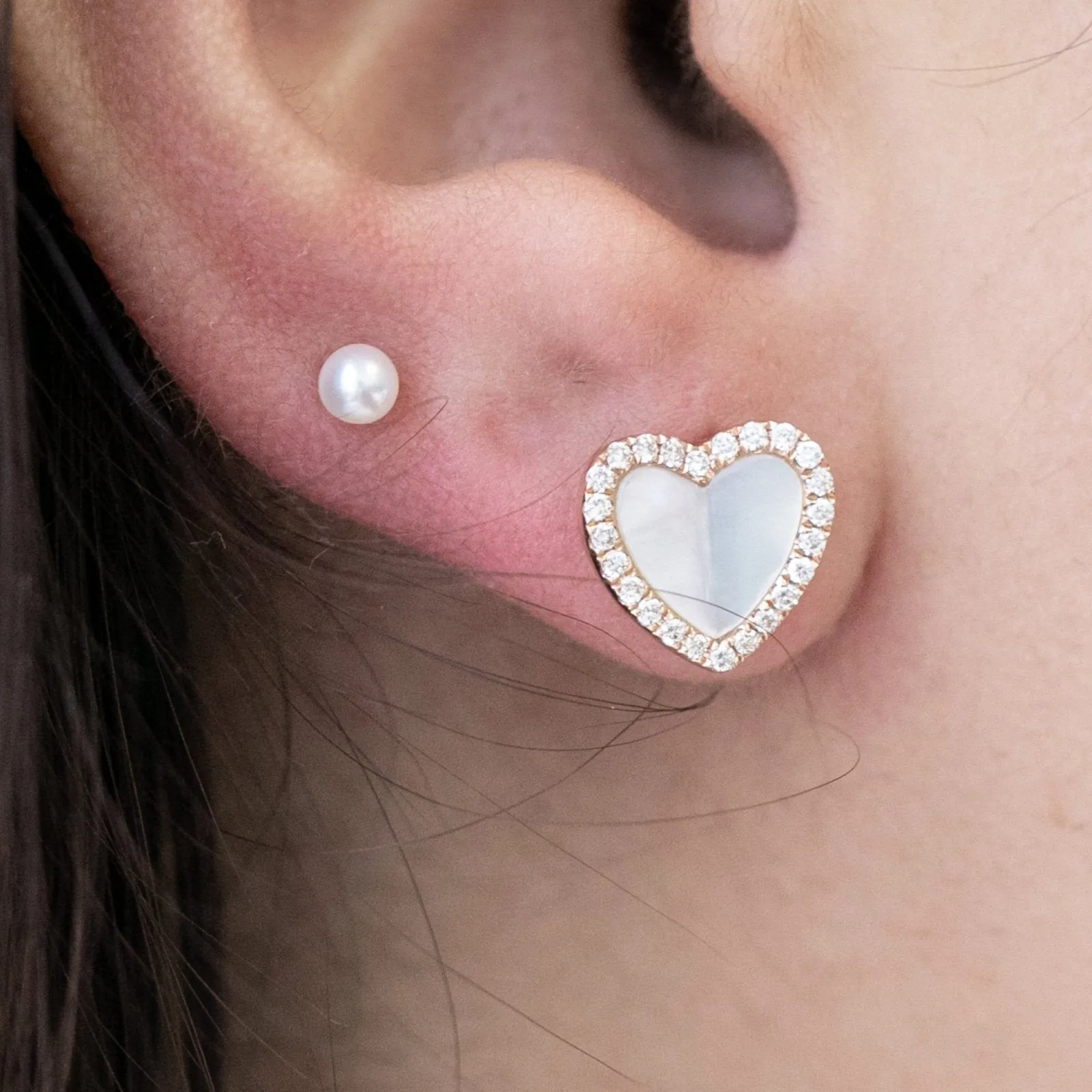 Classic Pearl Earrings