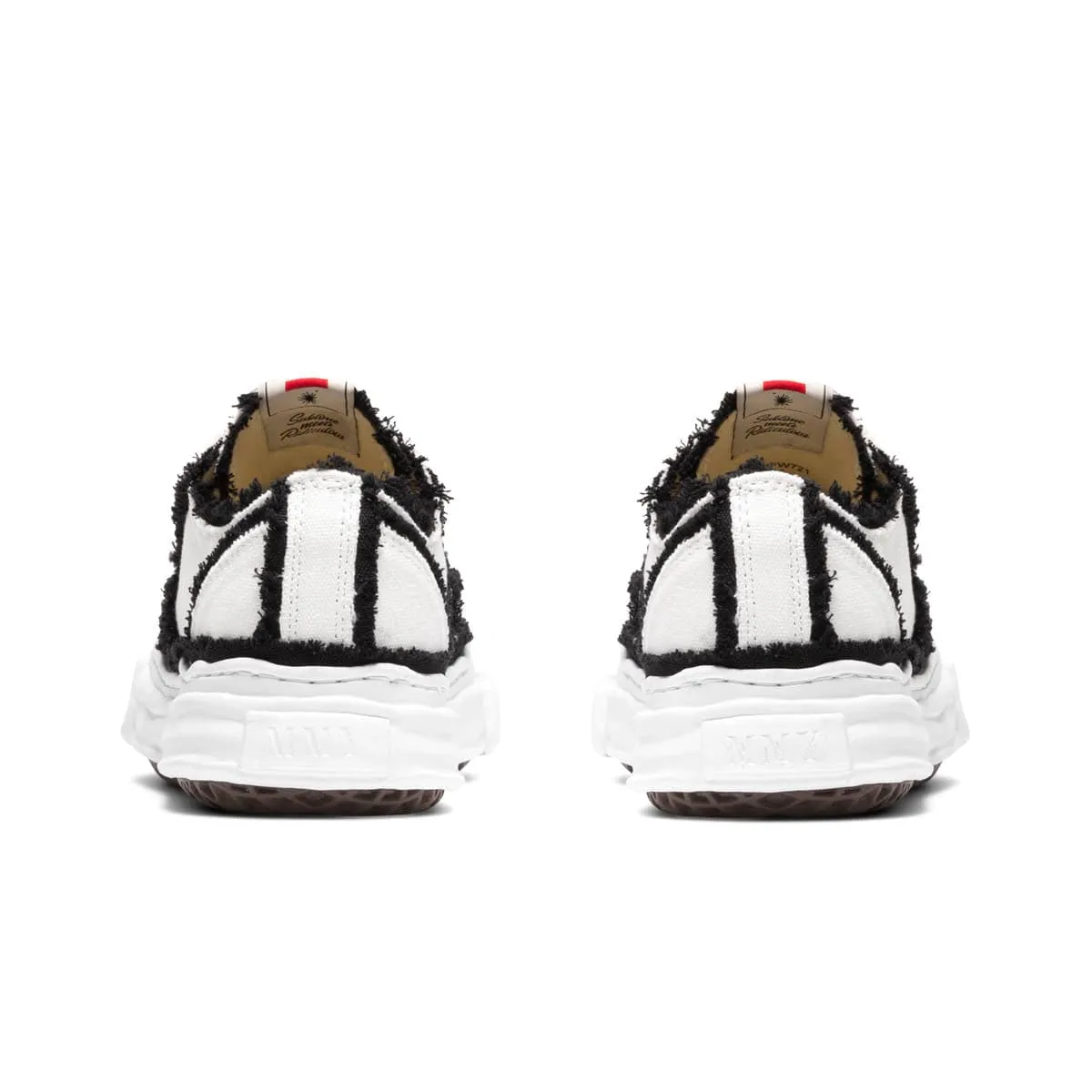 PETERSON LOW TOP SNEAKERS WHITE | Bodega