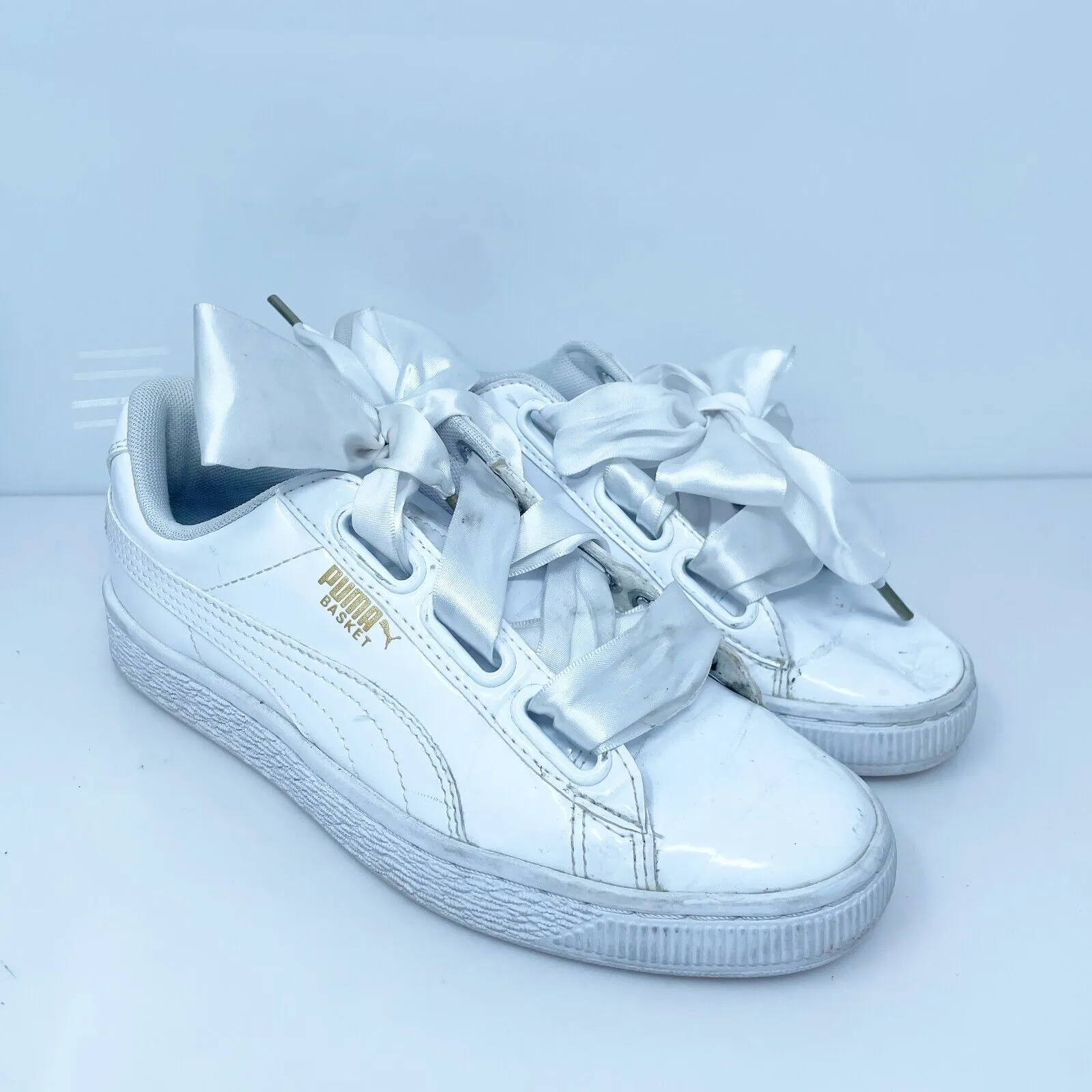 Puma Womens Basket Heart Patent 363073 02 White Casual Shoes Sneakers Size 6.5