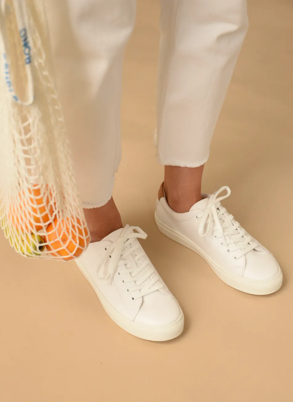 R-Kind Vegan Trainer Moon White