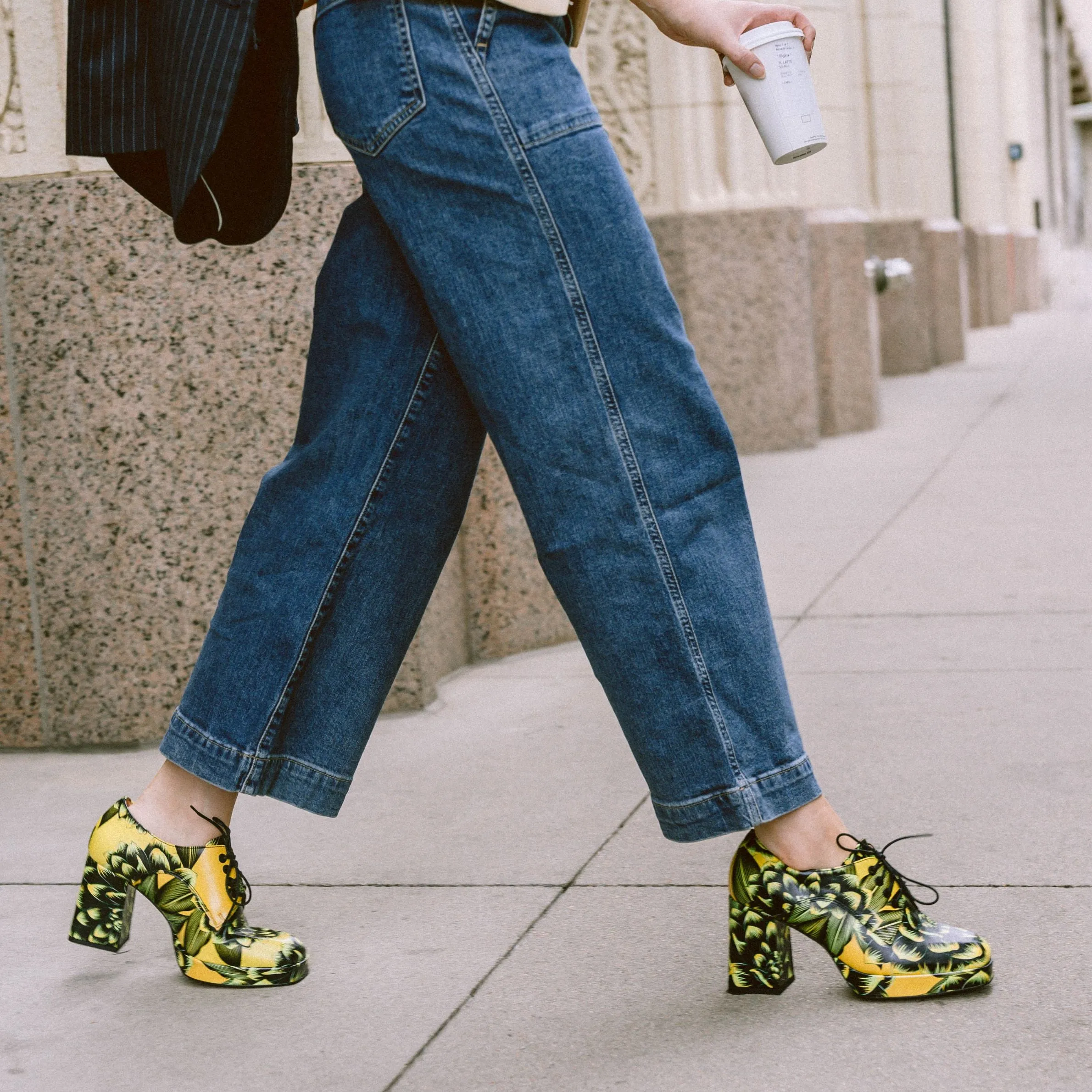 ROULETTE PLATFORM YELLOW - Women's leather oxford pump with platform and block heel