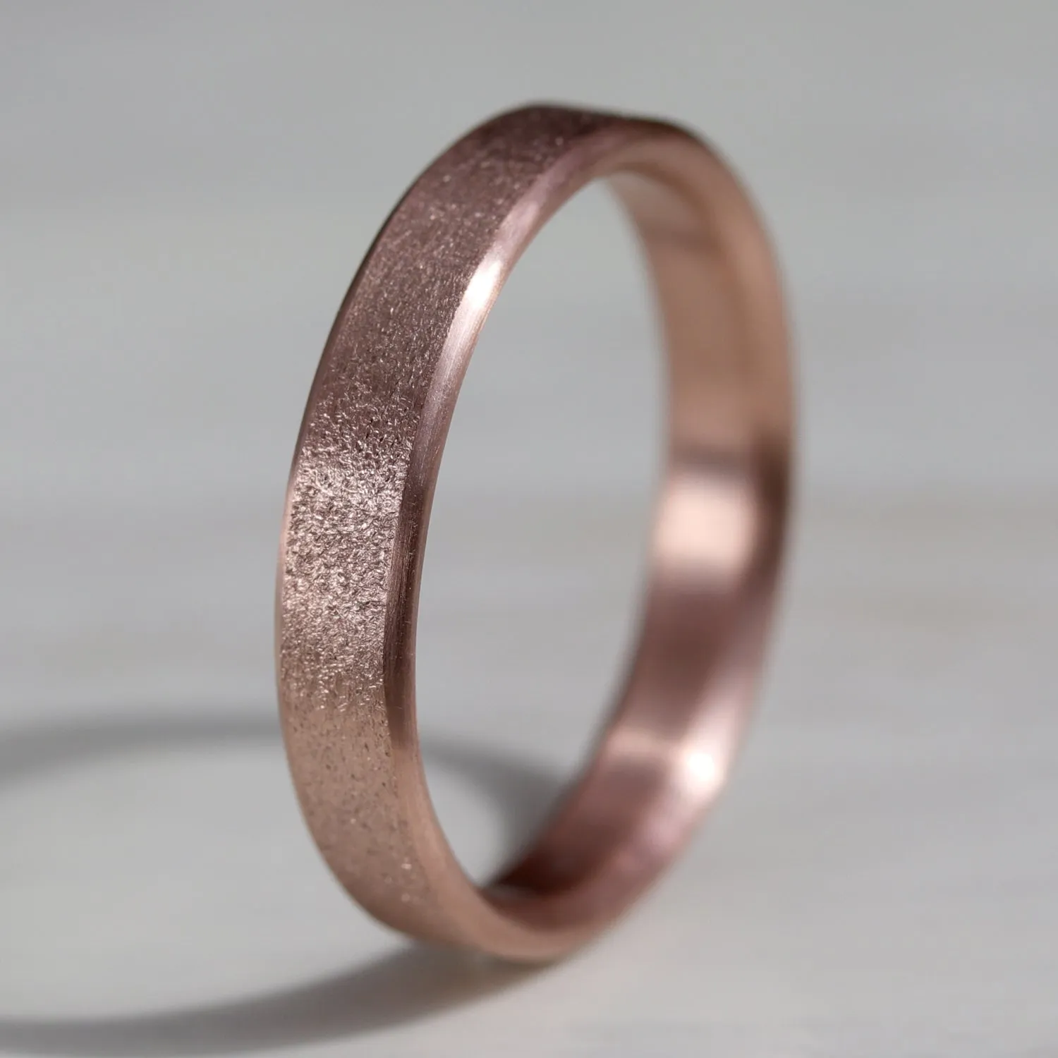 Sparkling Textured Smooth Comfortable Band