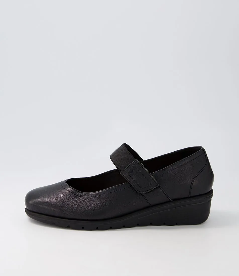 SUPERSOFT Labor Black Leather Wedges