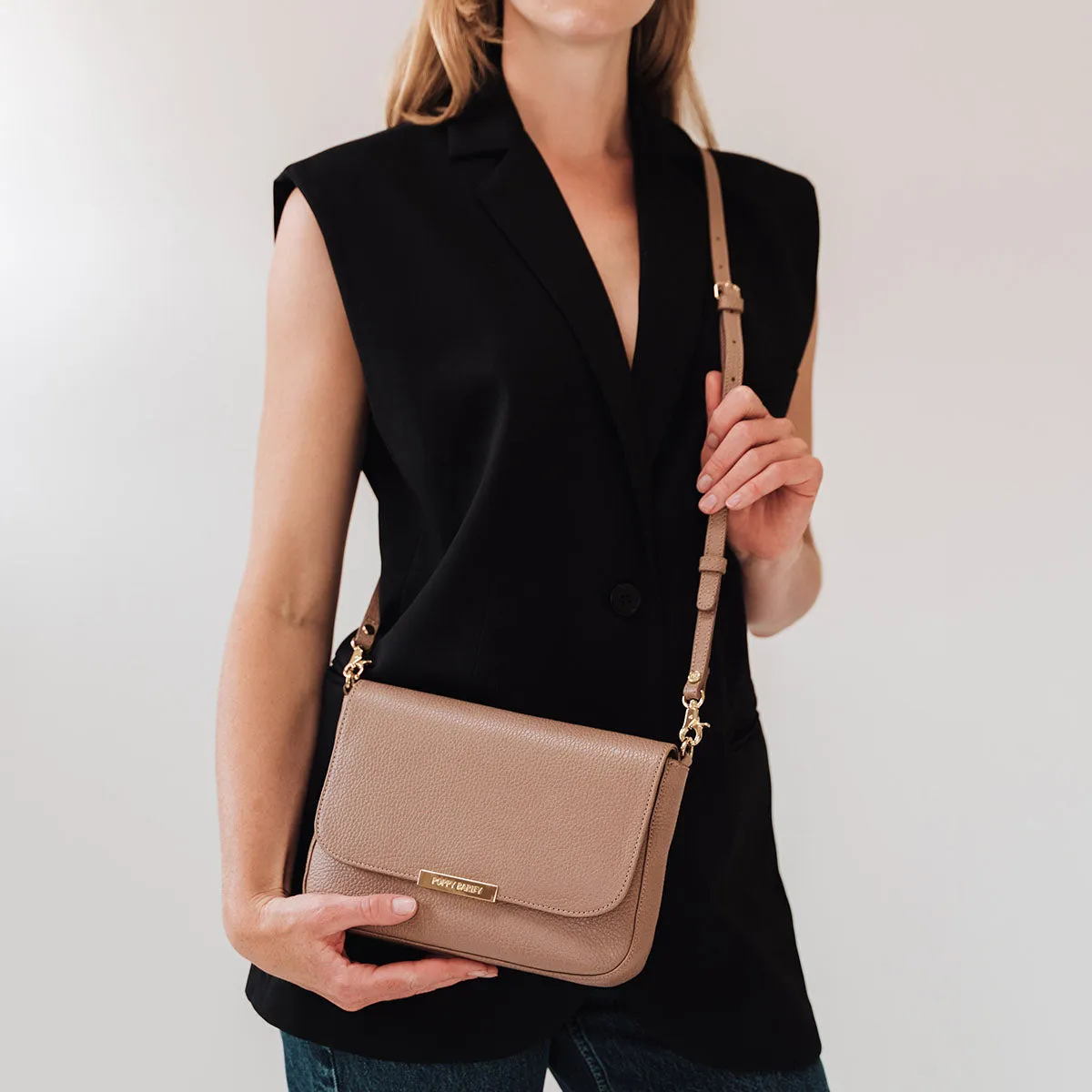 The Medium Day to Night Bag Biscotti Pebble