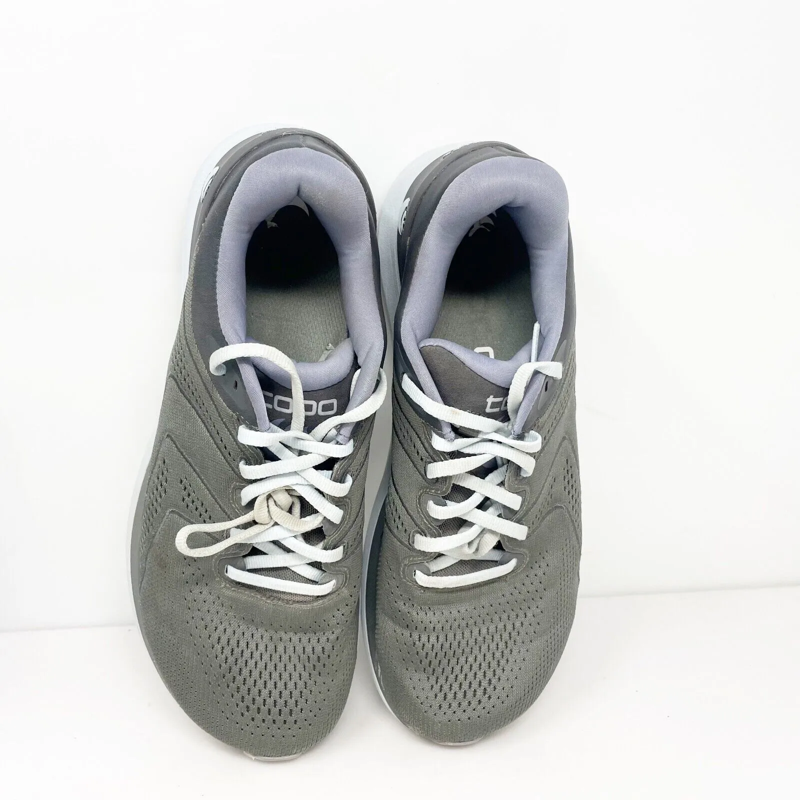 Topo Athletic Womens Phantom 2 Gray Running Shoes Sneakers Size 9