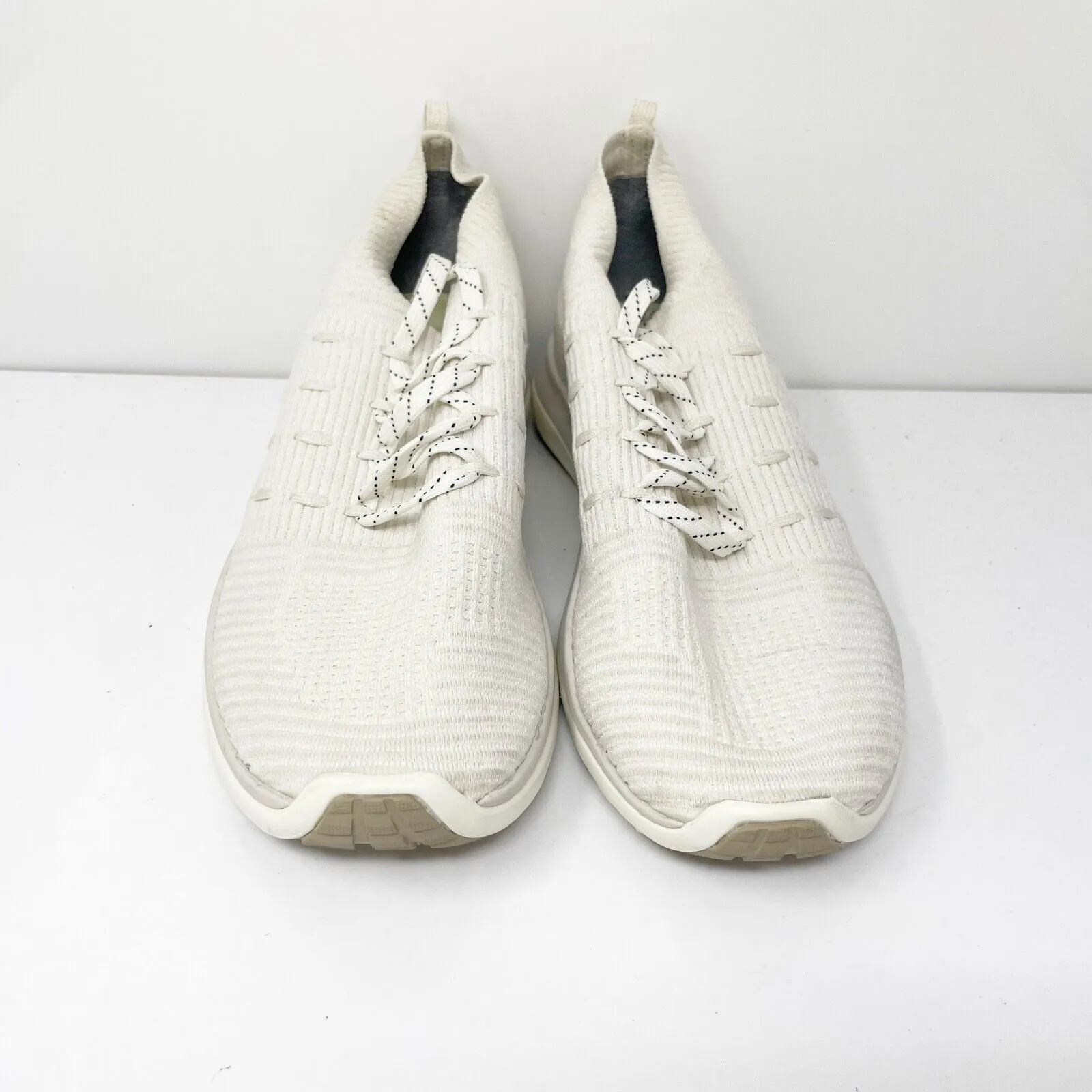 Under Armour Womens Slingflex Rise 3000096-105 White Running Shoes Sneakers 8.5