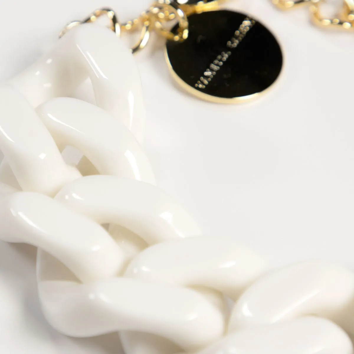 Big Flat Chain Off White Necklace