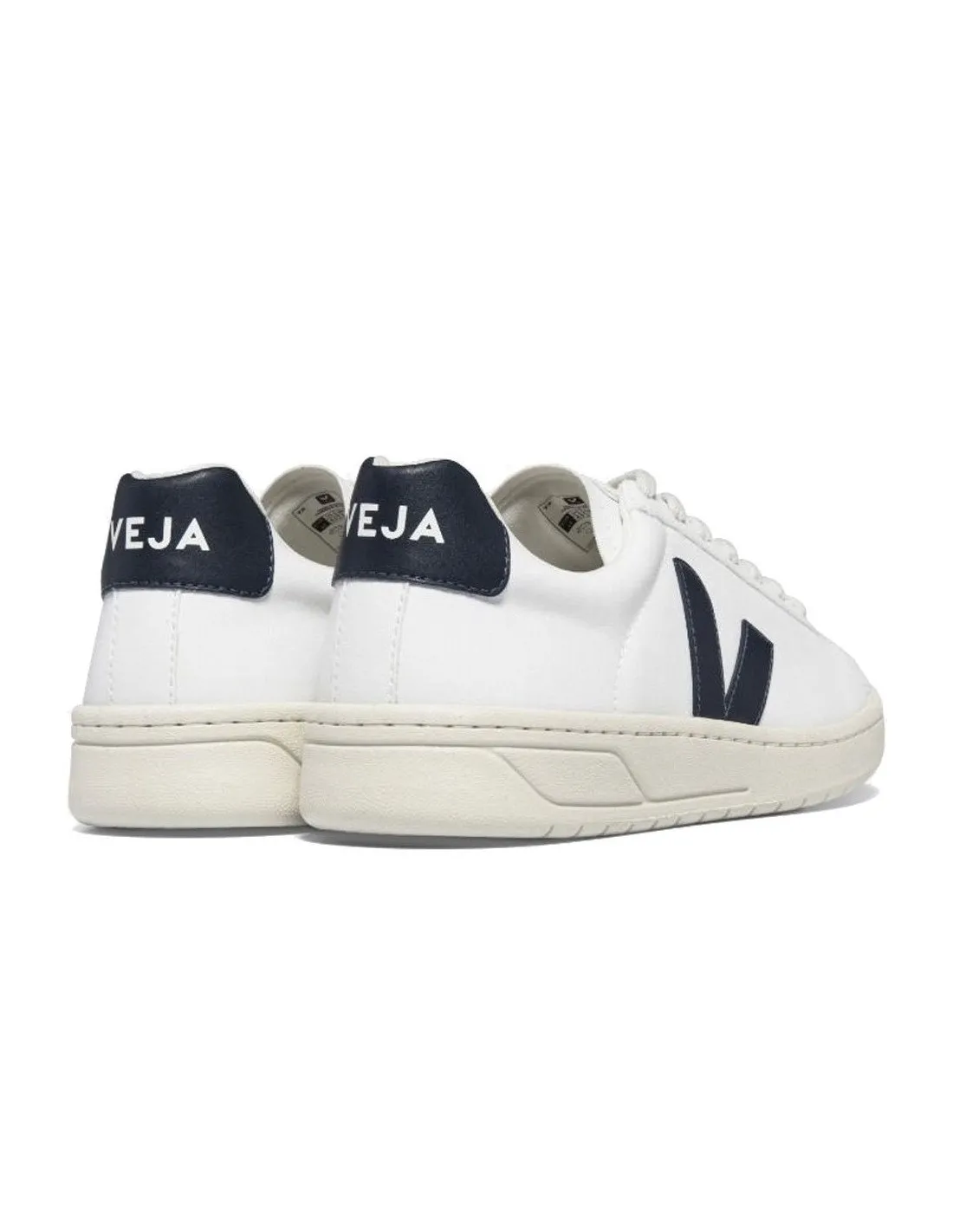 Veja men's sneakers UC0703 white nautical Urca CWL.