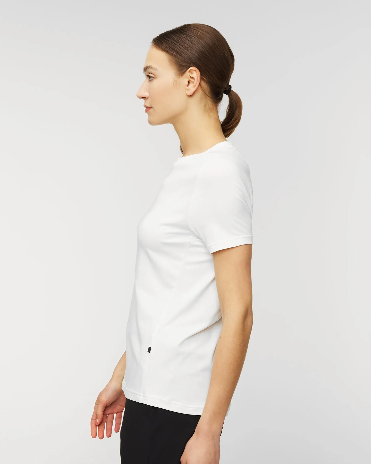 Women's t-shirt On Running Focus-T 1WD10300069-white